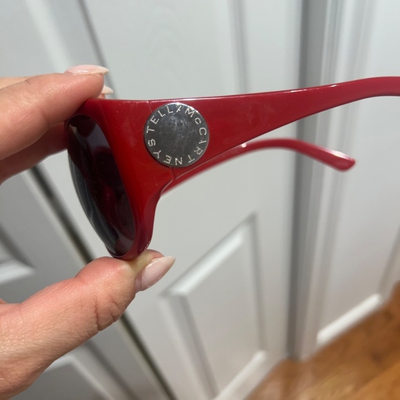 Stella McCartney Red Sunglasses - Picture 2 of 3